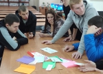 Сегодня праздник у девчат!