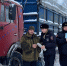 Белгородские автоинспекторы напоили горячим чаем водителей большегрузов и проконсультировали по дорожной безопасности - ГИБДД