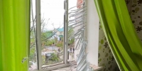 В Белгороде во время обстрела 21 октября осколками снаряда пробило крышу дома - БелПресса