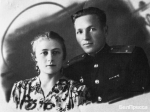 По жизни – рядом. С супругой Ниной Михайловной. Североморск, 1954 год / Фото: Алексей Дацковский