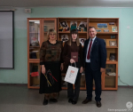 Вручение слушателям дипломов о профессиональной переподготовке