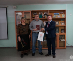 Вручение слушателям дипломов о профессиональной переподготовке