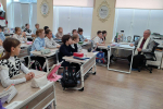 «Разрешите представить»