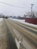 Коммунальные службы противостоят непогоде.