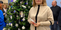 27 декабря 2024 года начальник отдела №14 Управления Федерального казначейства по Белгородской области Наталья Бирюкова приняла участие в акции «Ёлка желаний» - УФК