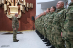 Добровольцам отряда «Барс» передали боевое знамя