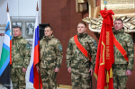 Добровольцам отряда «Барс» передали боевое знамя