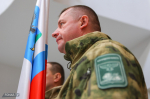 Добровольцам отряда «Барс» передали боевое знамя
