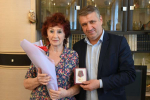 Жительнице блокадного Ленинграда Людмиле Валентиновне Протасовой вручили юбилейную медаль, посвященную 80-летию Победы
