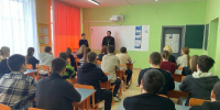 Полицейские и общественники посетили Беломестненскую СОШ - Сетевое издание Знамя 31