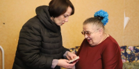Две жительницы Белгородского района получили юбилейные медали к 80-летию Победы - Сетевое издание Знамя 31