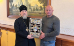Фёдор Емельяненко подарил белгородской епархии уникальное дореволюционное Евангелие
