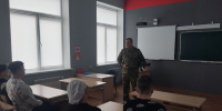Росгвардеец провел профориентационную встречу с учащимися Ракитянского агротехнологического техникума - Росгвардия