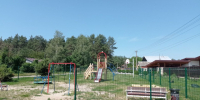 В Карнауховке установили новое ограждение на детской площадке. - Администрация Белгородского района
