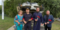 Члены Общественного совета ОМВД почтили память павших при исполнении служебного долга сотрудников - Сетевое издание Знамя 31