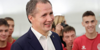 Вячеслав Гладков с юмором ответил на вопрос от искусственного интеллекта - БелПресса