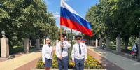 Сотрудники валуйской исправительной колонии № 7 приняли активное участие в городских мероприятиях, посвященных Дню российского флага - УФСИН
