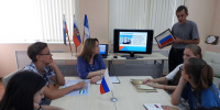 Величаво над страной реет флаг земли родной - ЦБС г. Белгорода