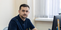 «Меня всё устраивает». Желание помогать людям привело чернянца Олега Хананова в медицину - БелПресса