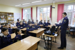 Сотрудник отдела криминалистики рассказал о работе следователя-криминалиста учащимся кадетского класса