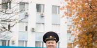 Старооскольский улыбчивый полицейский претендует на звание «Народного участкового-2025» - Fonar.Tv