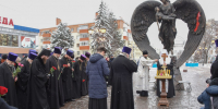 В Белгороде официально открыли монумент в память о мирных жителях региона, погибших в результате обстрелов ВСУ - Belnovosti.Ru