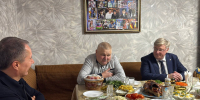 Вячеслав Гладков поздравил с Новым годом семью Героя России - Мир Белогорья