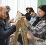 Студенты Белгородского ГАУ плетут маскировочные сети для защитников страны - Сетевое издание Знамя 31