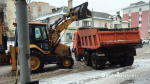 В Белгороде снег и наледь убирают 65 единиц техники и 415 рабочих