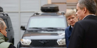 Вячеслав Гладков передал 3 бронированных автомобиля в Грайворонский округ - БелПресса
