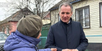В одно из шебекинских сёл собираются доставлять продукты на броневике - БелПресса