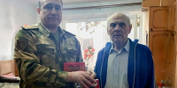 Белгородские росгвардейцы в День ветеранов органов внутренних дел и внутренних войск поздравили генерал-майора запаса - Росгвардия
