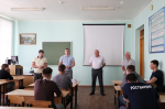 Со студентами выпускных курсов БУКЭП провели встречу о прохождении воинской службы