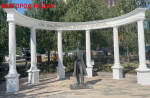 В Белгороде завершаются работы по благоустройству Есенинского сквера
