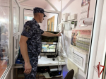 В Старом Осколе сотрудники Росгвардии приняли участие в приемке школ к новому учебному году