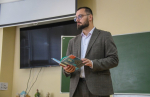 В День учителя рассказываем об Алексее Островском — учителе истории и обществознания гимназии №22 Белгорода - Изображение 1
