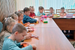 Лапы дружбы